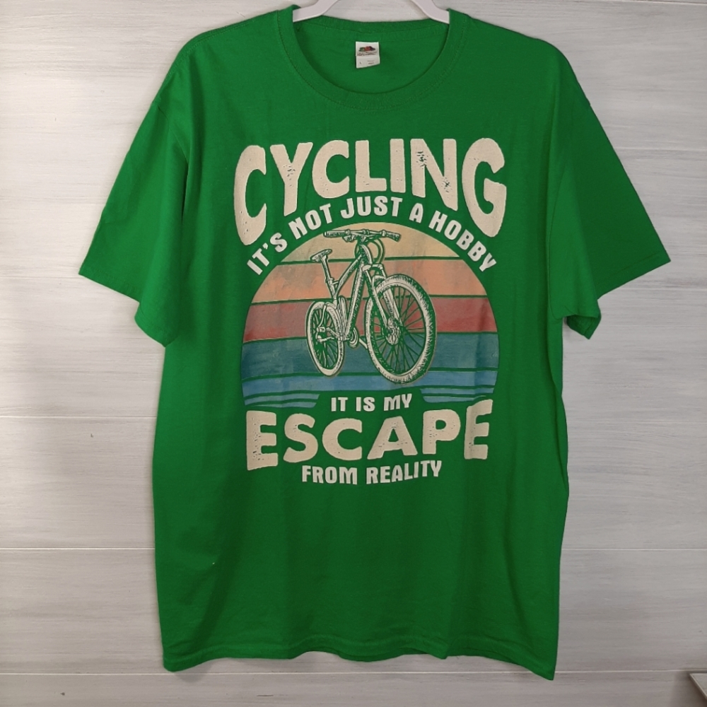 Fruit of the Loom Bicycling graphic shirt, size Large, green